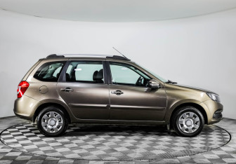 Подержанный автомобиль LADA (ВАЗ) Granta Wagon 2021 года (4 фото)