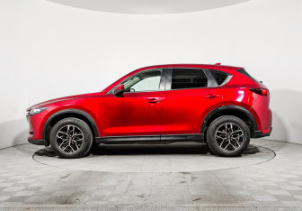 Подержанный автомобиль Mazda CX-5 2017 года (8 фото)