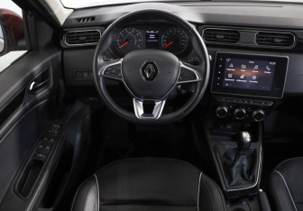 Подержанный автомобиль Renault Arkana 2019 года (10 фото)