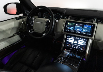 Подержанный автомобиль Land Rover Range Rover 2015 года (28 фото)