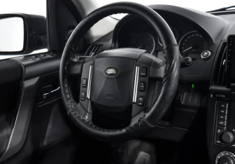 Подержанный автомобиль Land Rover Freelander 2007 года (14 фото)