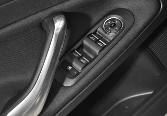 Подержанный автомобиль Ford Mondeo Sedan 2011 года (10 фото)