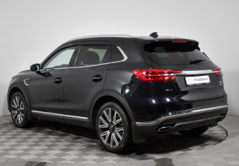 Подержанный автомобиль Hongqi HS5 2024 года (7 фото)