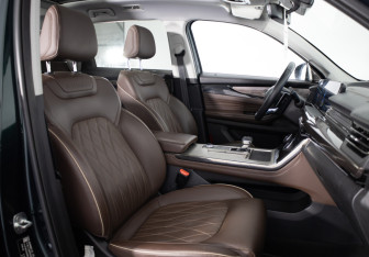 Подержанный автомобиль Exeed VX 2022 года (19 фото)