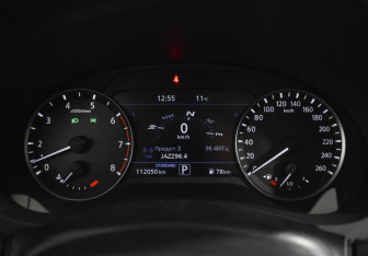 Подержанный автомобиль Infiniti QX50 2018 года (24 фото)