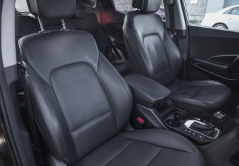 Подержанный автомобиль Hyundai Santa Fe 2017 года (29 фото)