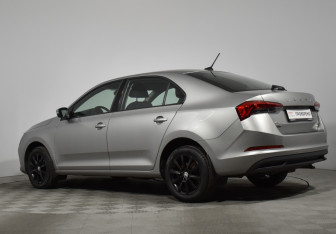 Подержанный автомобиль Skoda Rapid Liftback 2020 года (7 фото)
