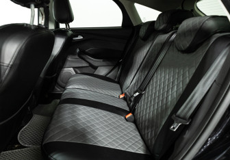 Подержанный автомобиль Ford Focus Hatchback 2014 года (10 фото)