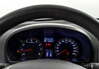 Подержанный автомобиль Hyundai i30 Hatchback 2011 года (17 фото)