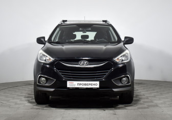 Подержанный автомобиль Hyundai ix35 2015 года (2 фото)