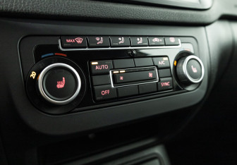 Подержанный автомобиль Volkswagen Tiguan 2013 года (18 фото)