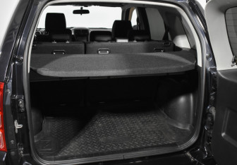 Подержанный автомобиль Suzuki Grand Vitara 2011 года (21 фото)