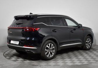 Подержанный автомобиль Chery Tiggo 7 Pro Max 2023 года (5 фото)