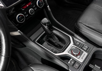 Подержанный автомобиль Subaru Forester Suv 2019 года (11 фото)