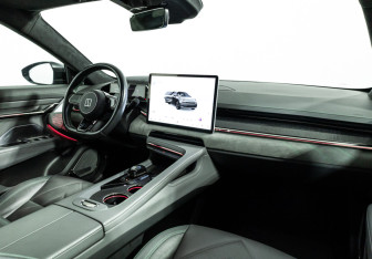 Подержанный автомобиль Zeekr 001 2023 года (9 фото)