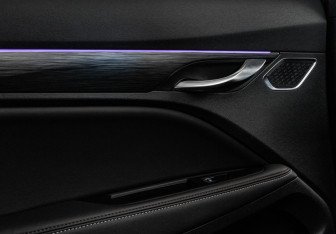 Подержанный автомобиль Geely Tugella 2023 года (32 фото)