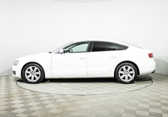 Подержанный автомобиль Audi A5 Liftback 2011 года (8 фото)