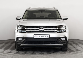 Подержанный автомобиль Volkswagen Teramont 2018 года (3 фото)