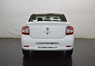 Подержанный автомобиль Renault Logan Sedan 2017 года (6 фото)