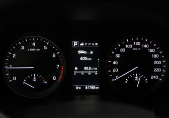 Подержанный автомобиль Hyundai Tucson 2017 года (12 фото)