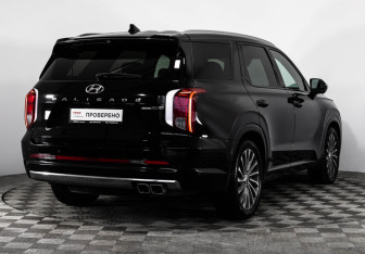 Подержанный автомобиль Hyundai Palisade 2022 года (8 фото)