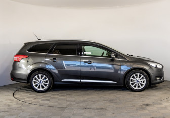 Подержанный автомобиль Ford Focus Wagon 2018 года (4 фото)