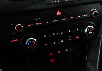 Подержанный автомобиль Kia Sportage 2020 года (16 фото)