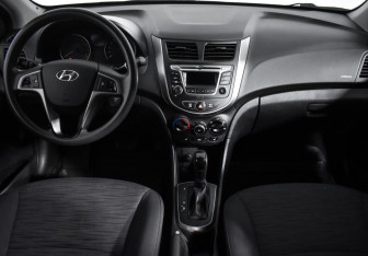 Подержанный автомобиль Hyundai Solaris Sedan 2016 года (13 фото)