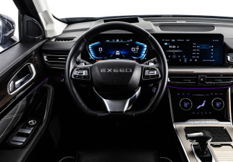 Подержанный автомобиль Exeed VX 2022 года (11 фото)