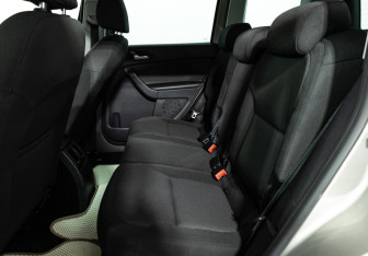 Подержанный автомобиль Skoda Yeti 2012 года (10 фото)