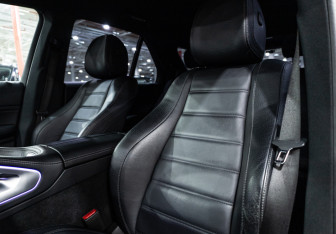 Подержанный автомобиль Mercedes-Benz GLE 2019 года (17 фото)