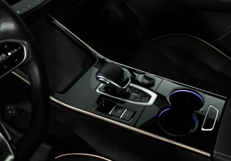 Подержанный автомобиль Omoda C5 2023 года (25 фото)