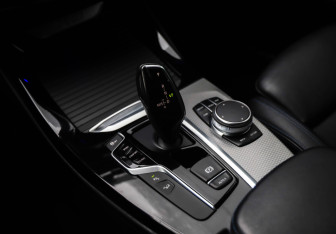 Подержанный автомобиль BMW X3 2018 года (20 фото)