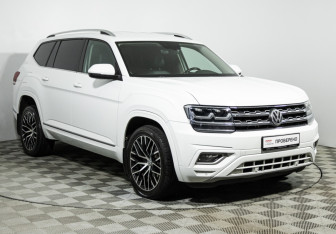 Подержанный автомобиль Volkswagen Teramont 2019 года (3 фото)