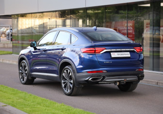 Подержанный автомобиль Geely Tugella 2021 года (8 фото)