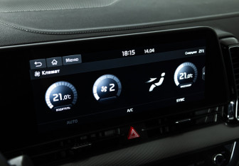 Подержанный автомобиль Kia Sportage 2025 года (16 фото)