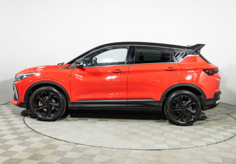 Подержанный автомобиль Geely Coolray 2023 года (8 фото)