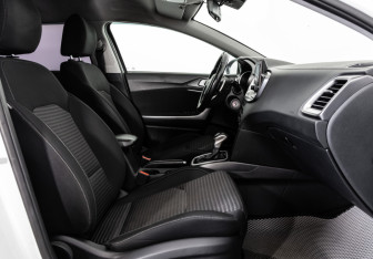 Подержанный автомобиль Kia Ceed Wagon 2021 года (18 фото)