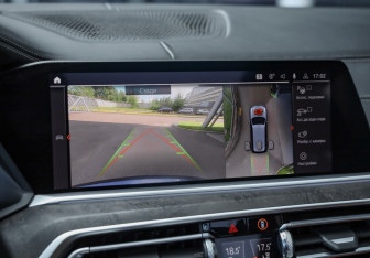 Подержанный автомобиль BMW X7 2019 года (19 фото)