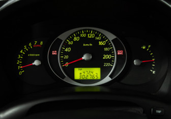 Подержанный автомобиль Hyundai Tucson 2008 года (12 фото)