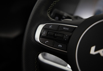 Подержанный автомобиль Kia Sportage 2023 года (22 фото)