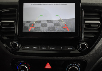 Подержанный автомобиль Hyundai Solaris Sedan 2021 года (16 фото)