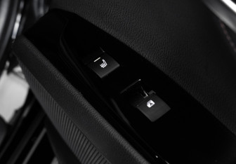 Подержанный автомобиль Toyota Camry Sedan 2019 года (24 фото)