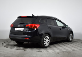 Подержанный автомобиль Kia Ceed Wagon 2018 года (5 фото)