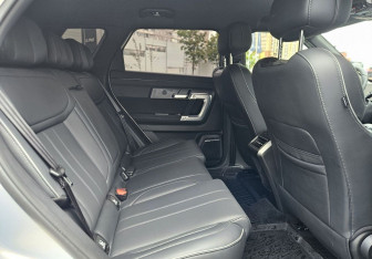 Подержанный автомобиль Jaecoo J7 2024 года (14 фото)