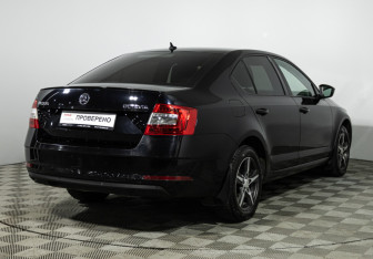 Подержанный автомобиль Skoda Octavia Liftback 2017 года (5 фото)
