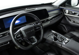 Подержанный автомобиль Chery Tiggo 8 Pro Max 2024 года (11 фото)