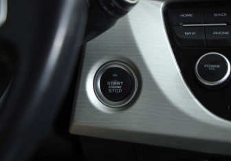 Подержанный автомобиль Geely Atlas 2019 года (13 фото)