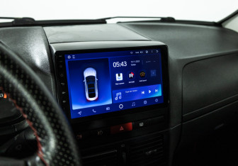Подержанный автомобиль Fiat Albea 2011 года (15 фото)