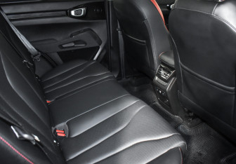 Подержанный автомобиль Haval H3 2024 года (11 фото)